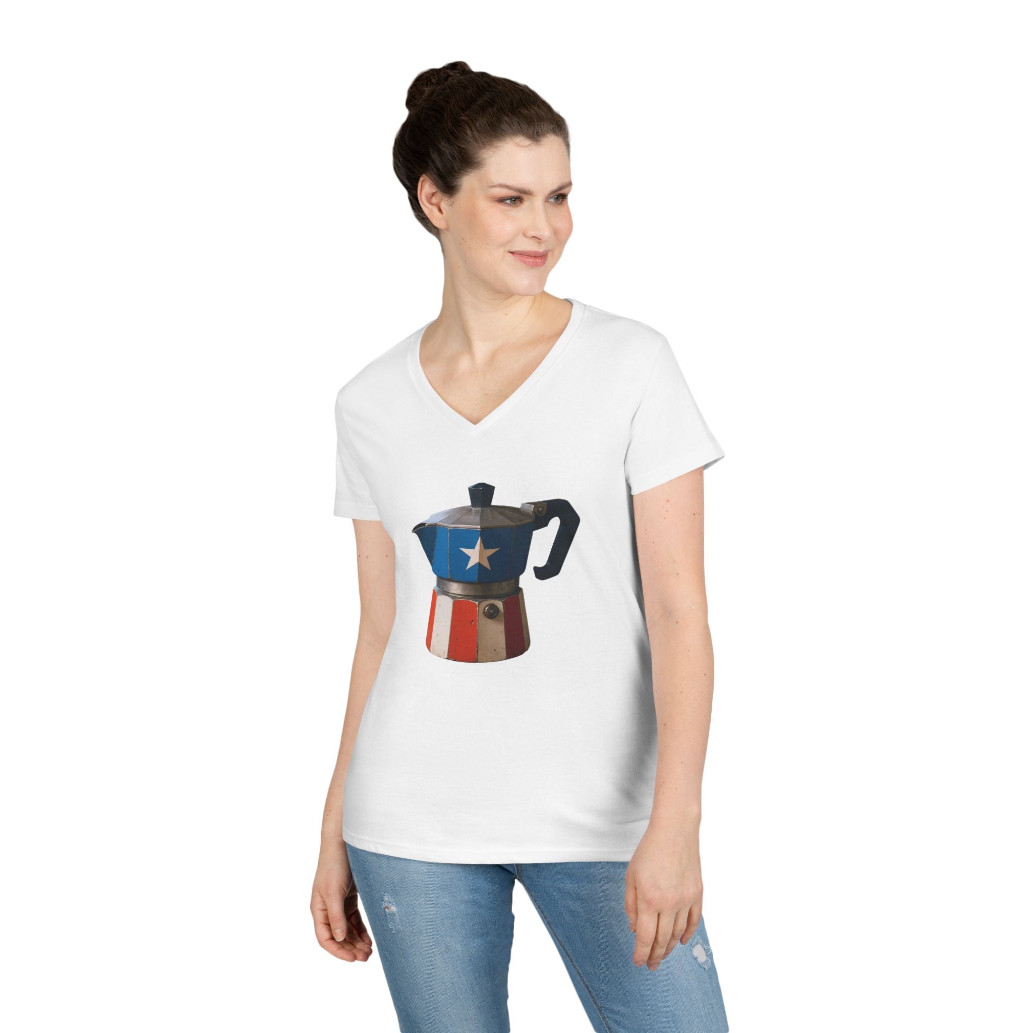 Camiseta V-Neck “Cafetera Boricua” Tradición, Sabor y Orgullo de Puerto Rico ☕🇵🇷