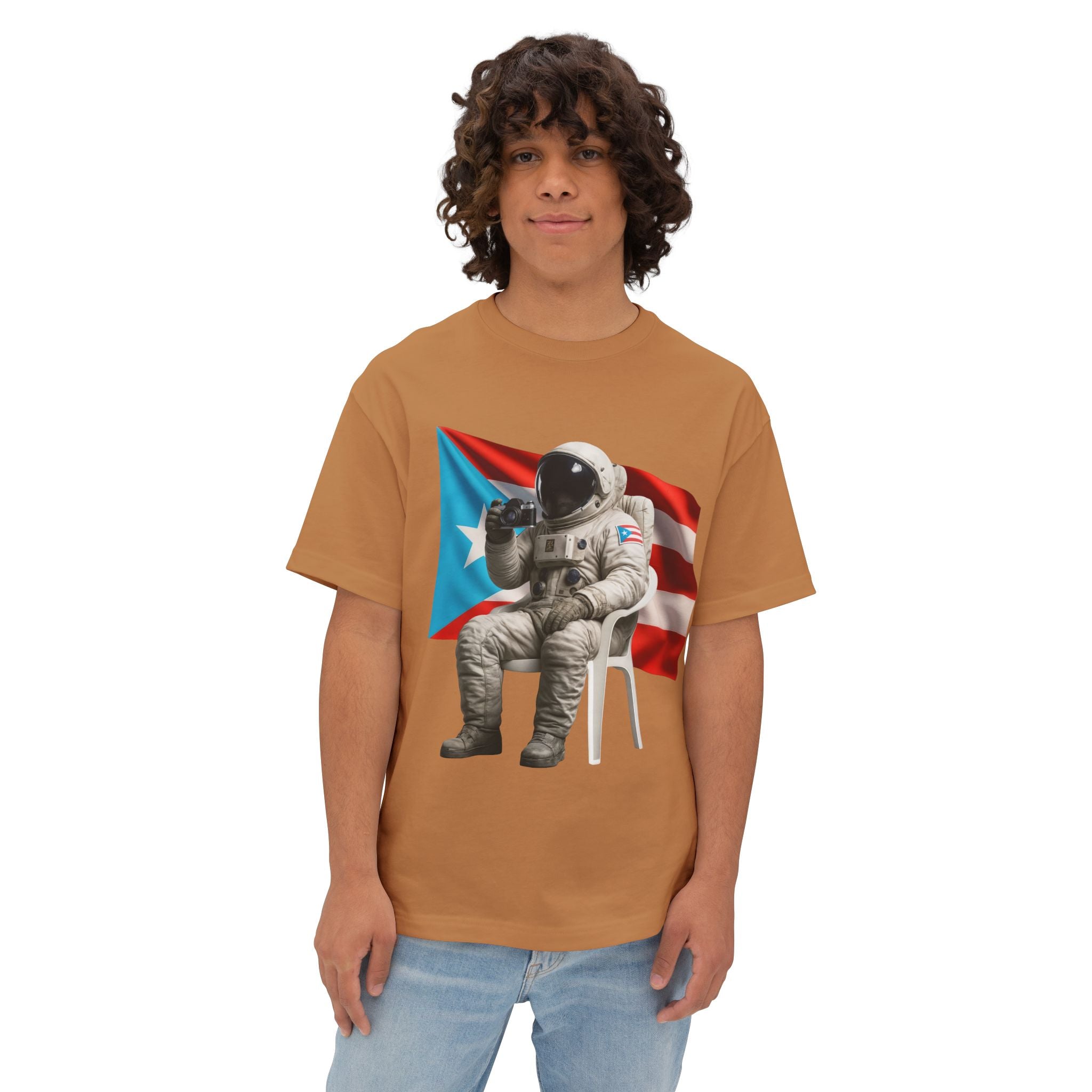 Camiseta Premium front print “Boricua en la Luna” Astronauta Boricua Oversized Heavy Weight 🇵🇷