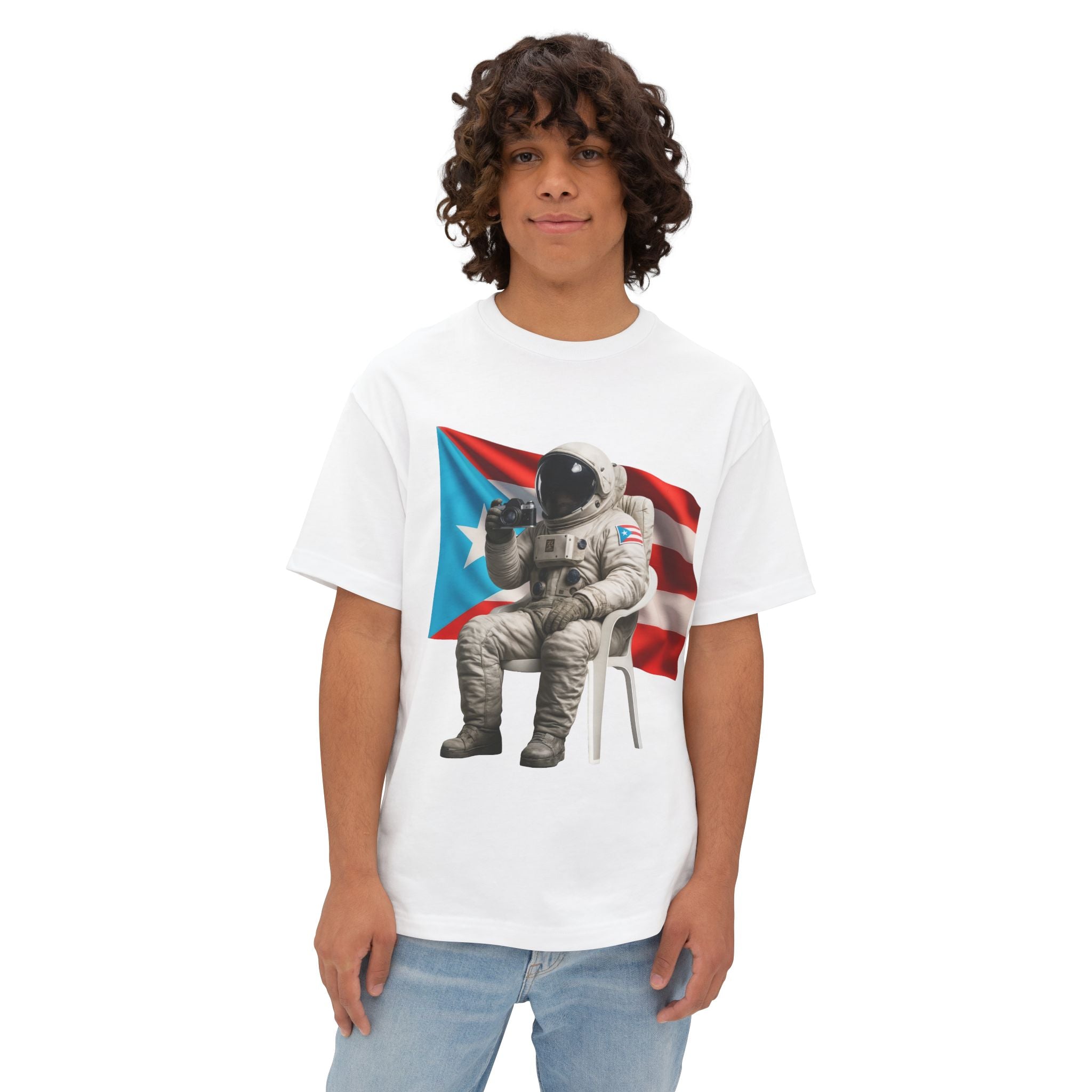 Camiseta Premium front print “Boricua en la Luna” Astronauta Boricua Oversized Heavy Weight 🇵🇷